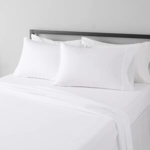 4 Piece Microfiber Lightweight Wrinkle-free Breathable Bed Sheet Set, Super Soft Easy Care, 14" Deep Pockets, Queen, Bright White, Solid